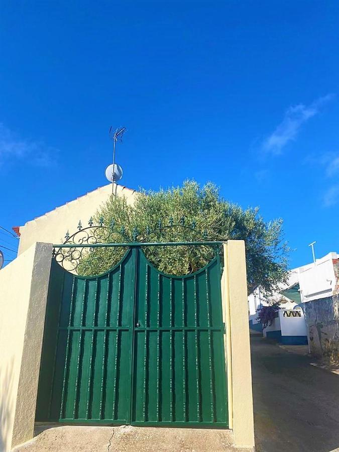 فيلا Casa Da Avo Pipa ريغينغوس دي مونساراز المظهر الخارجي الصورة