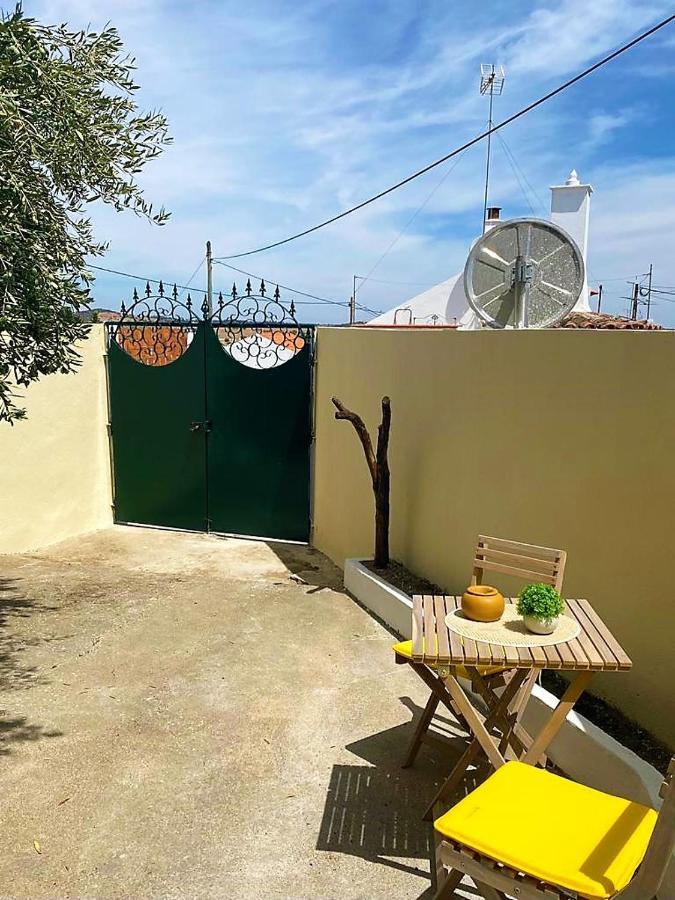 فيلا Casa Da Avo Pipa ريغينغوس دي مونساراز المظهر الخارجي الصورة