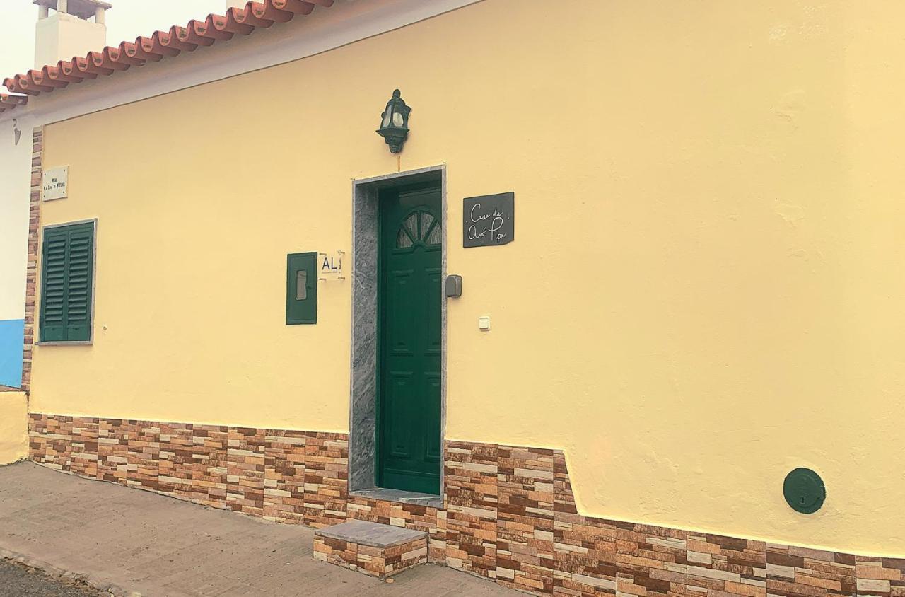فيلا Casa Da Avo Pipa ريغينغوس دي مونساراز المظهر الخارجي الصورة